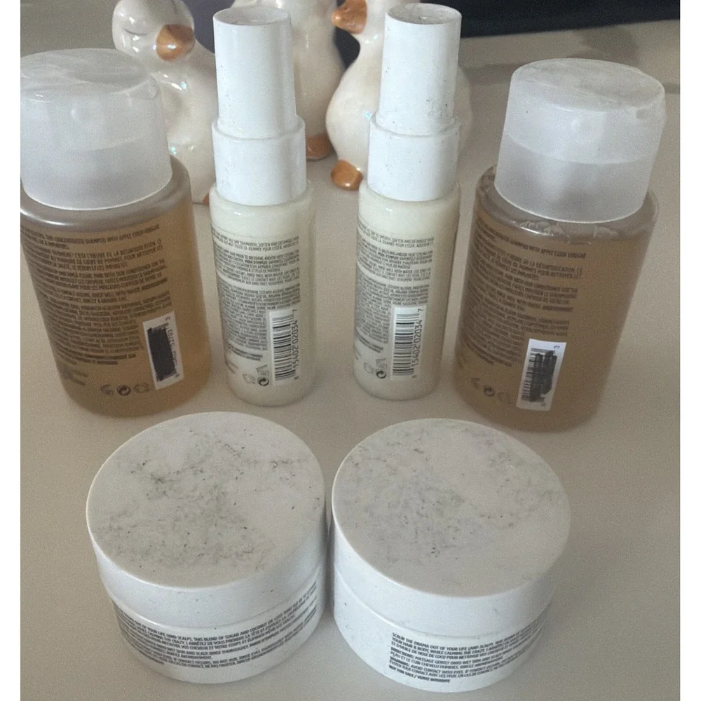 OUAI Travel Haircare Set 6 Pc 2x Leave In Conditioner Detox Shampoo Scalp Scrub